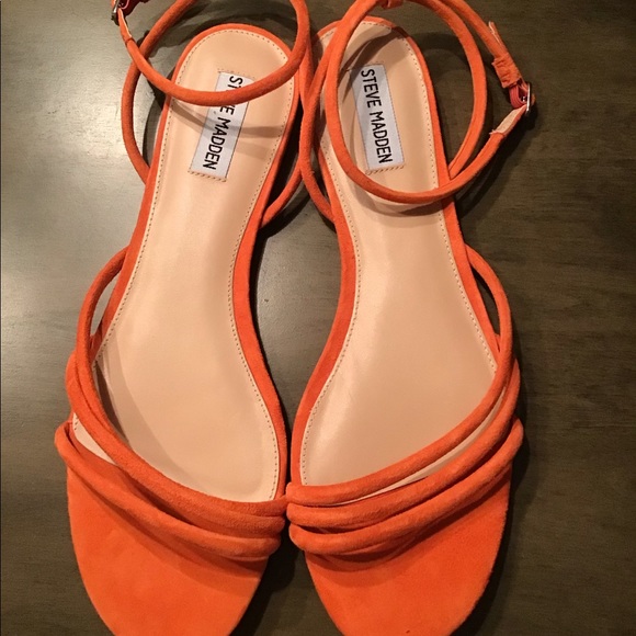 steve madden jammin strappy flat sandal